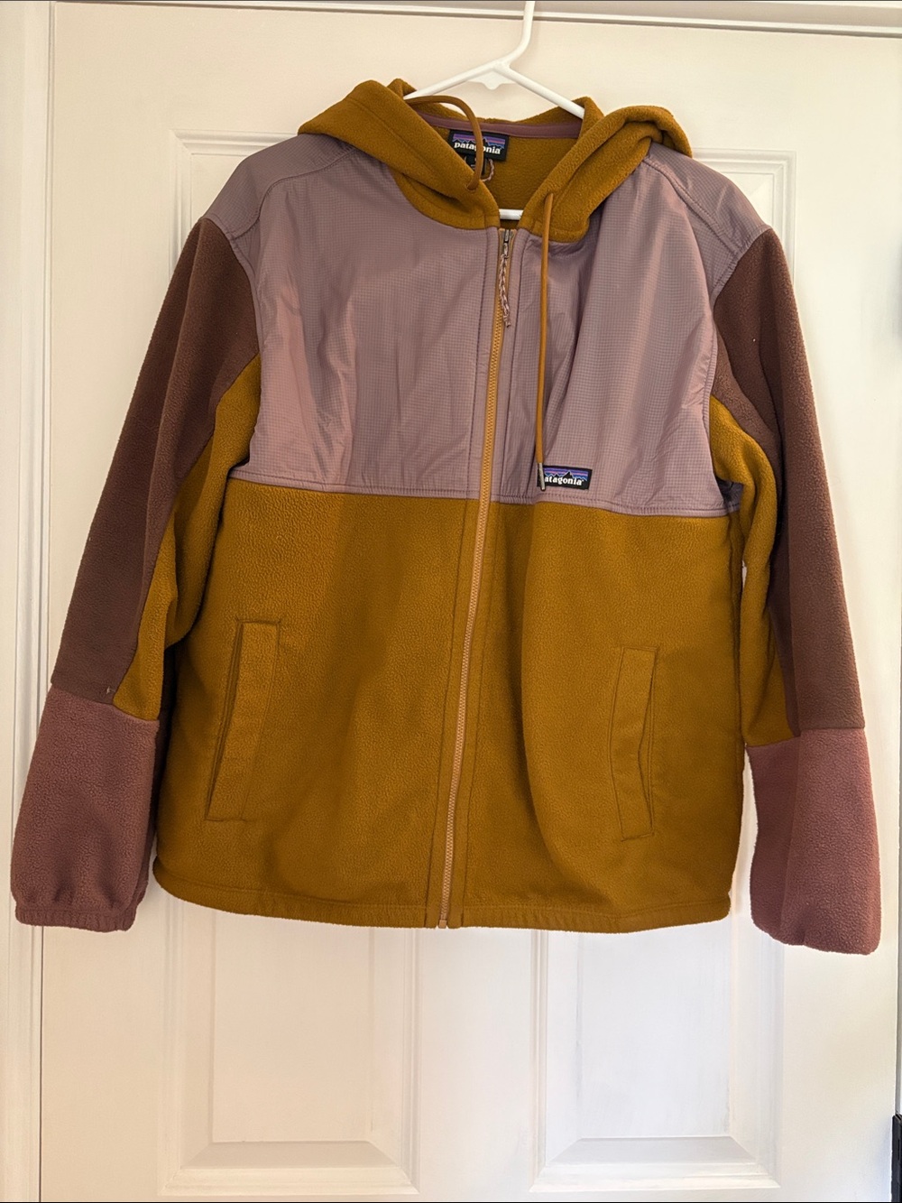 Patagonia women’s synchilla zip up hoodie large